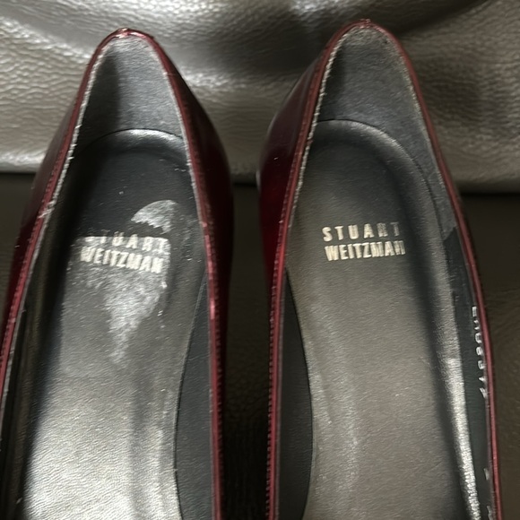 Stuart Weitzman Burgundy and Gold Patent Leather High Heels Sz 7 - Picture 7 of 13